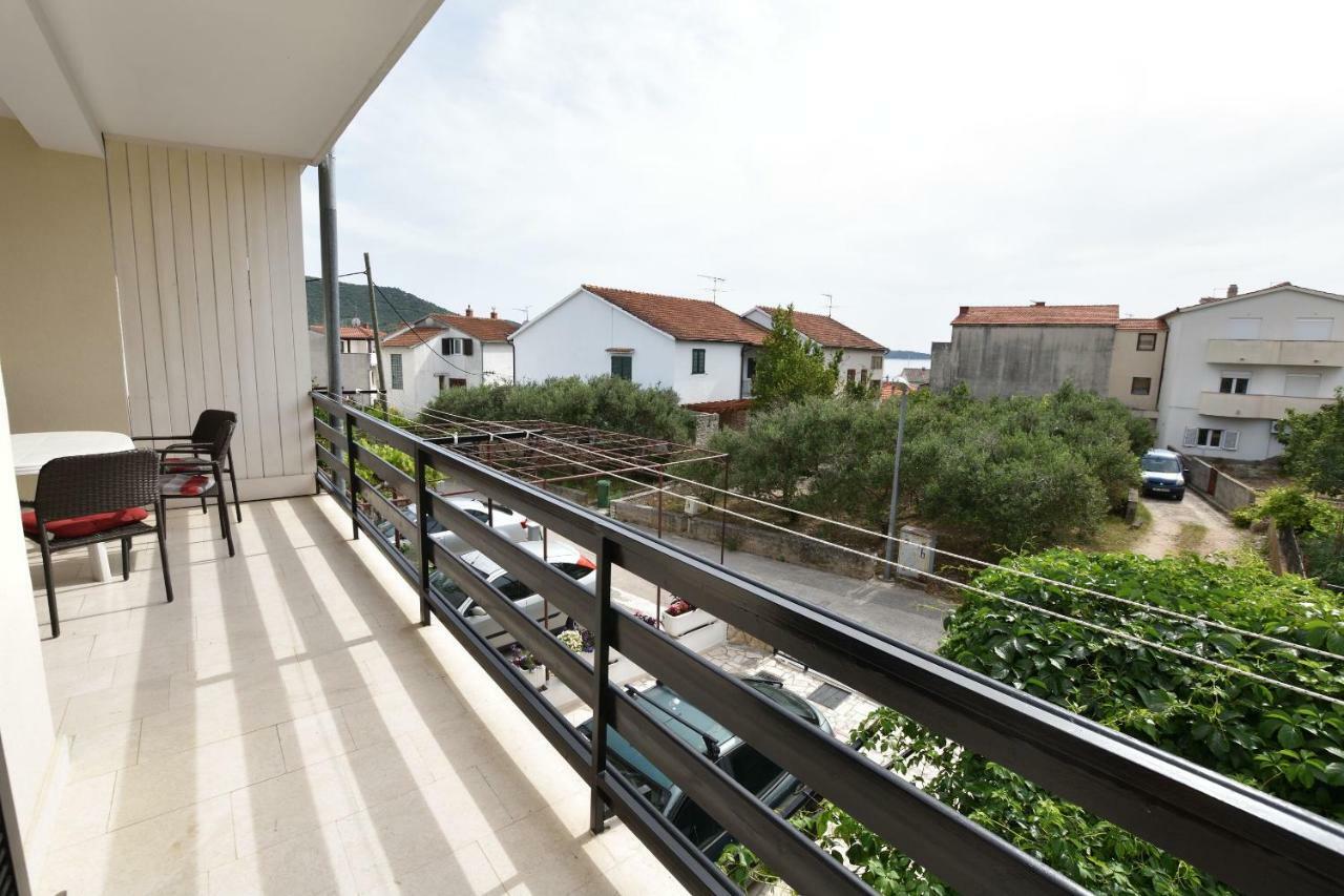 Apartment Zdravko Primošten Buitenkant foto