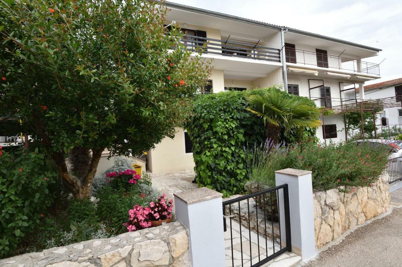 Apartment Zdravko Primošten Buitenkant foto