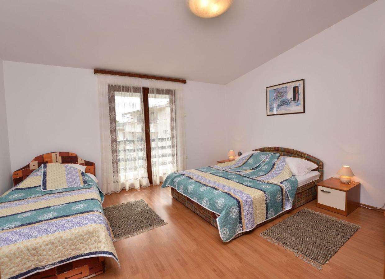 Apartment Zdravko Primošten Buitenkant foto